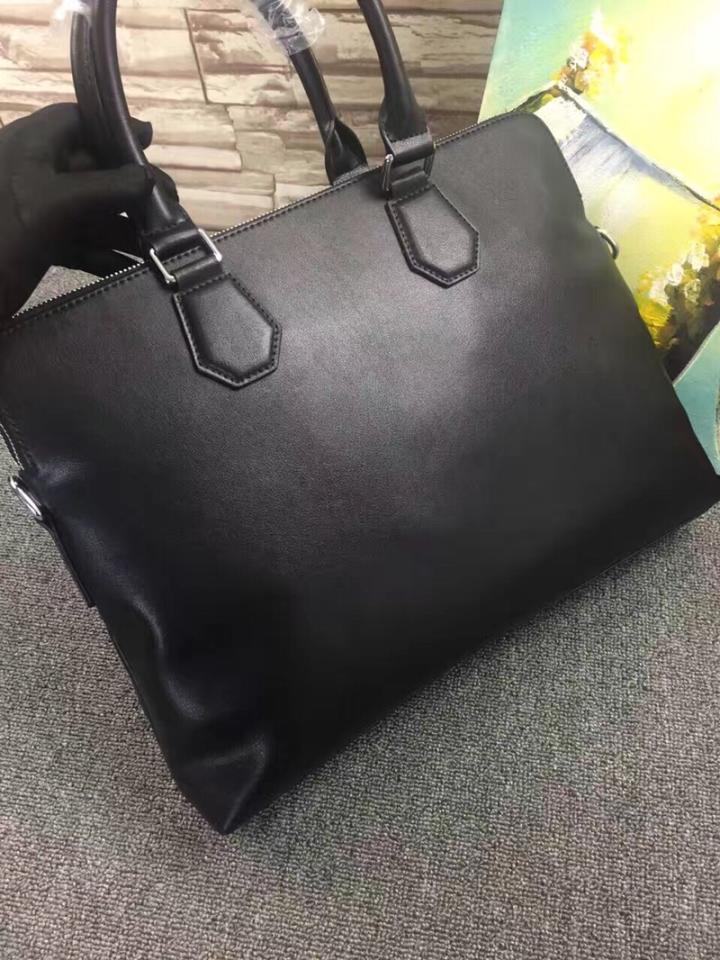 18031704
